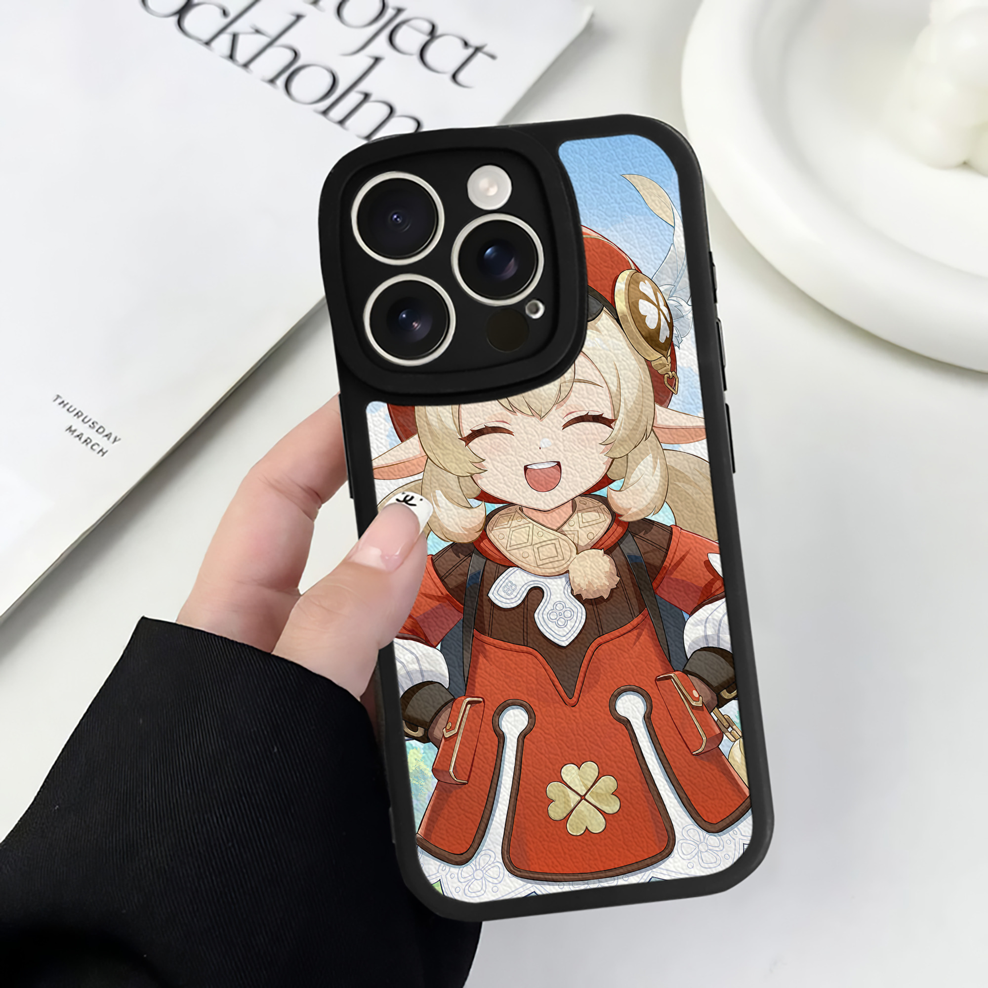げんし神 genshin 【iPhone 16シリーズ対応】シリコンスマホケース（レザー調） 材質：シリコン